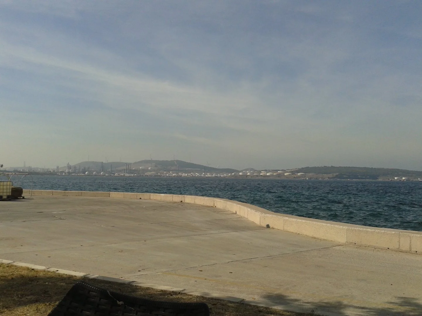 002.webp