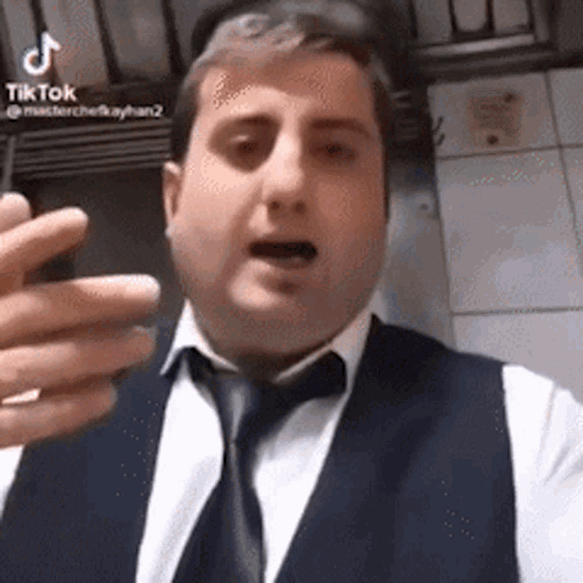 1738021127463.gif