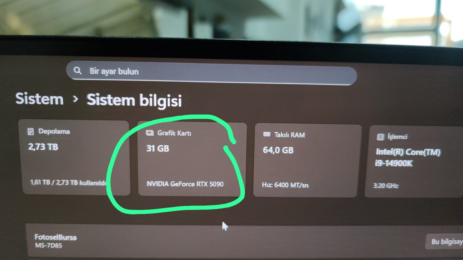 1763367886223.webp