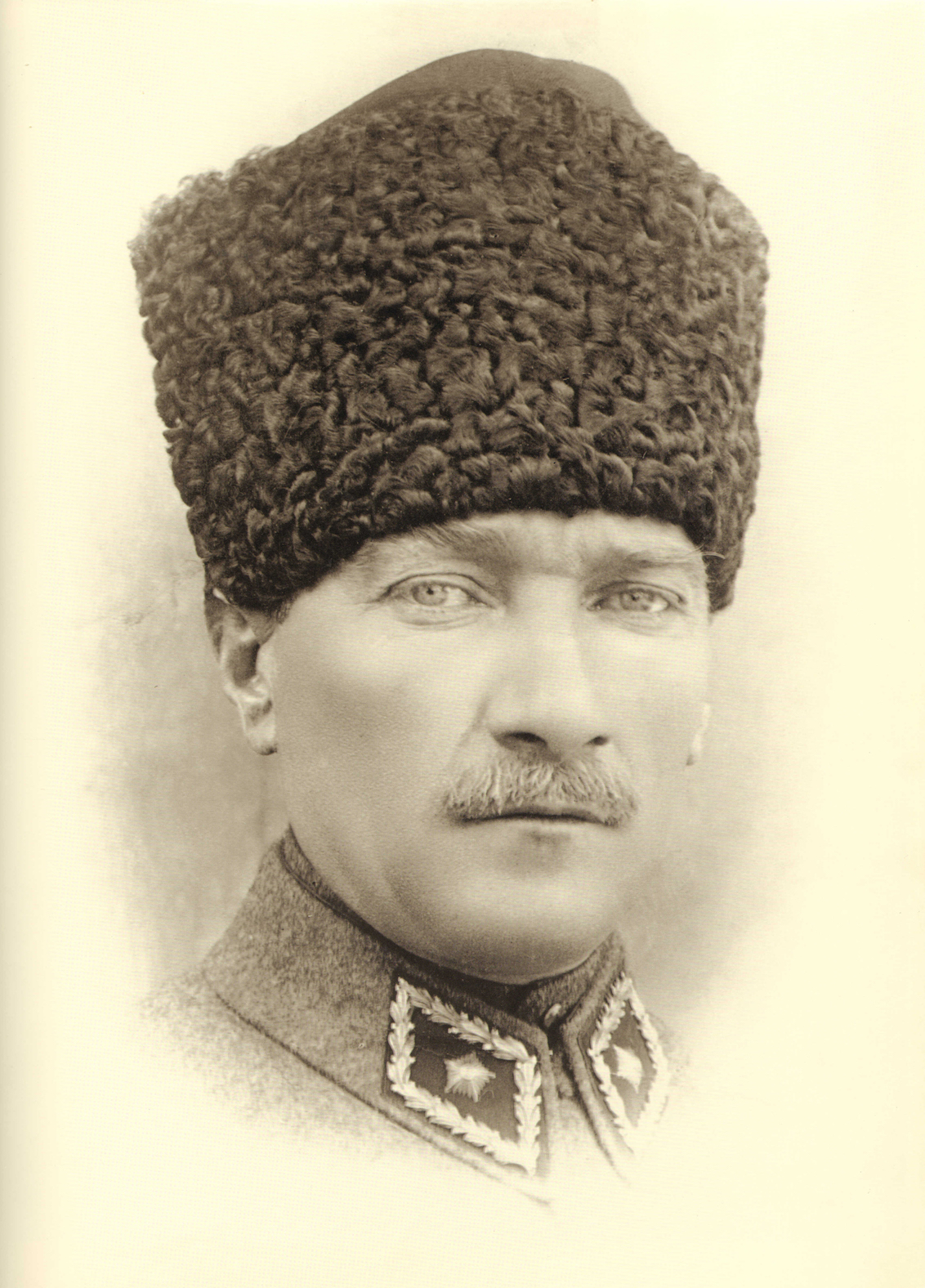 1923_-Gazi-Mustafa-Kemal-Pasa.webp
