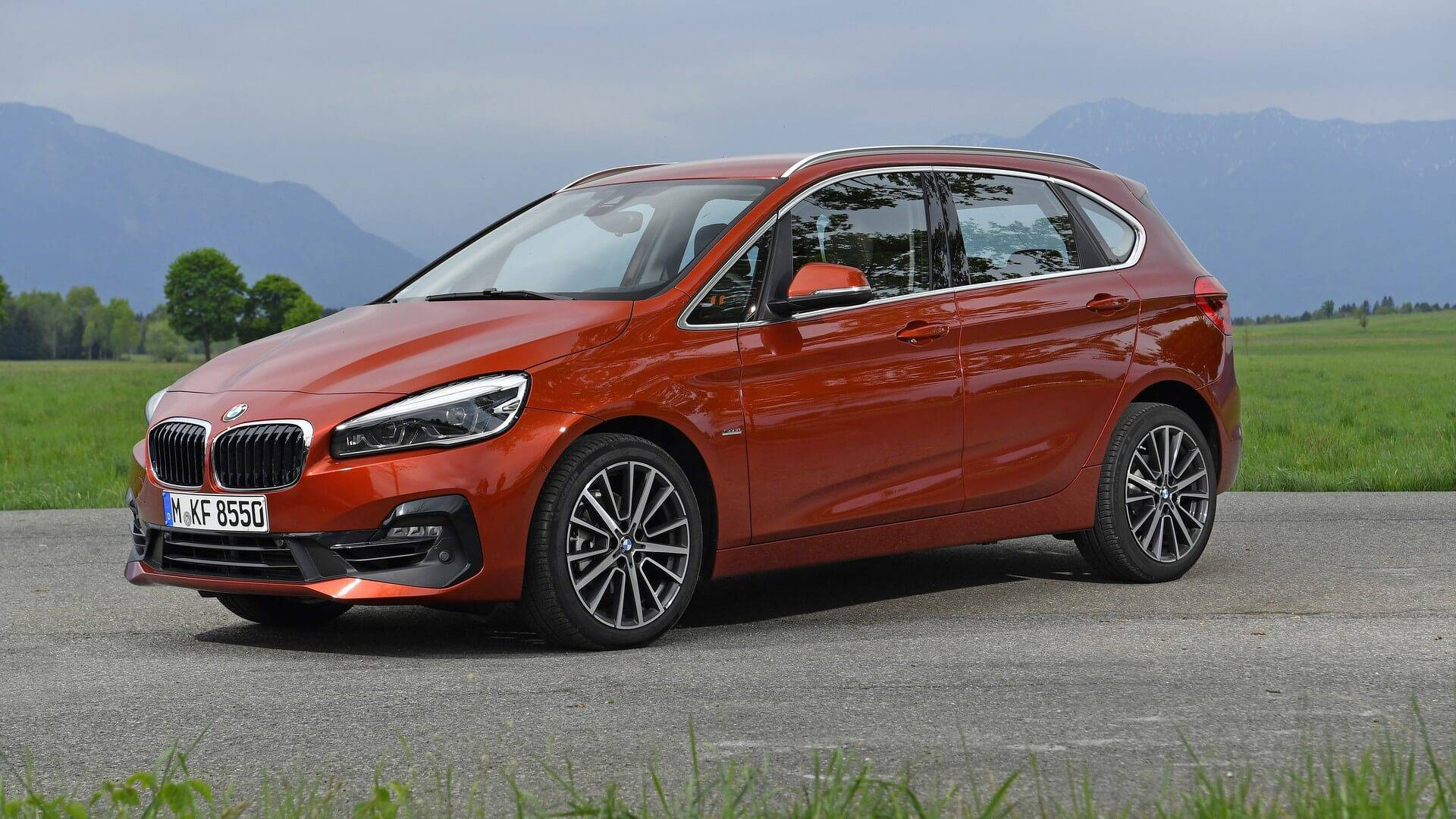 2018-bmw-2-series-active-tourer-facelift.webp