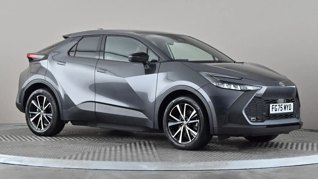 2025_toyota_c-hr-pic-1968193714256174238-1024x768.webp