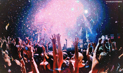 698bbd8595d3ab2ea6fb1c7b77150584.gif