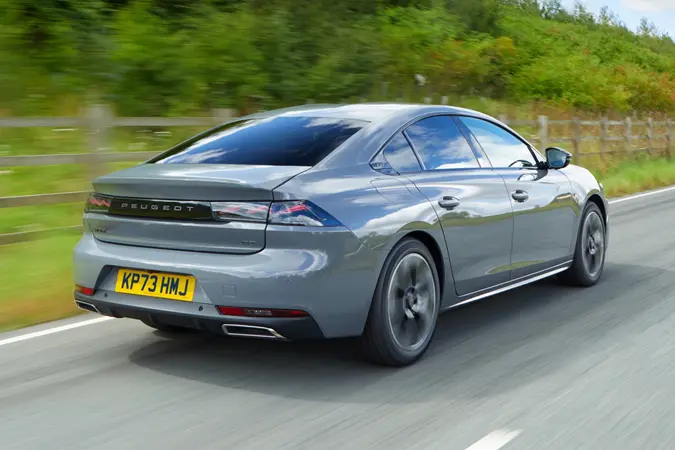 70-peugeot-508-rear-driving.webp