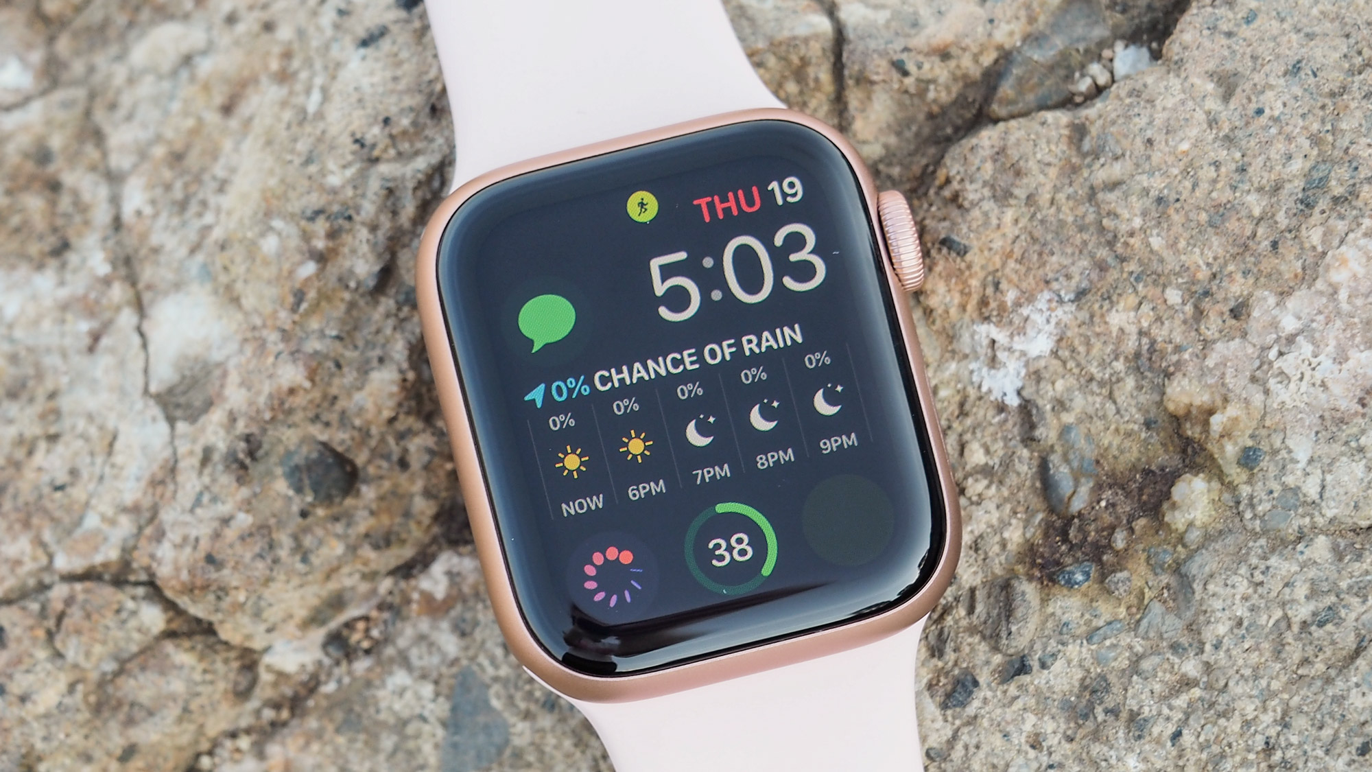 apple watch 5 series.webp