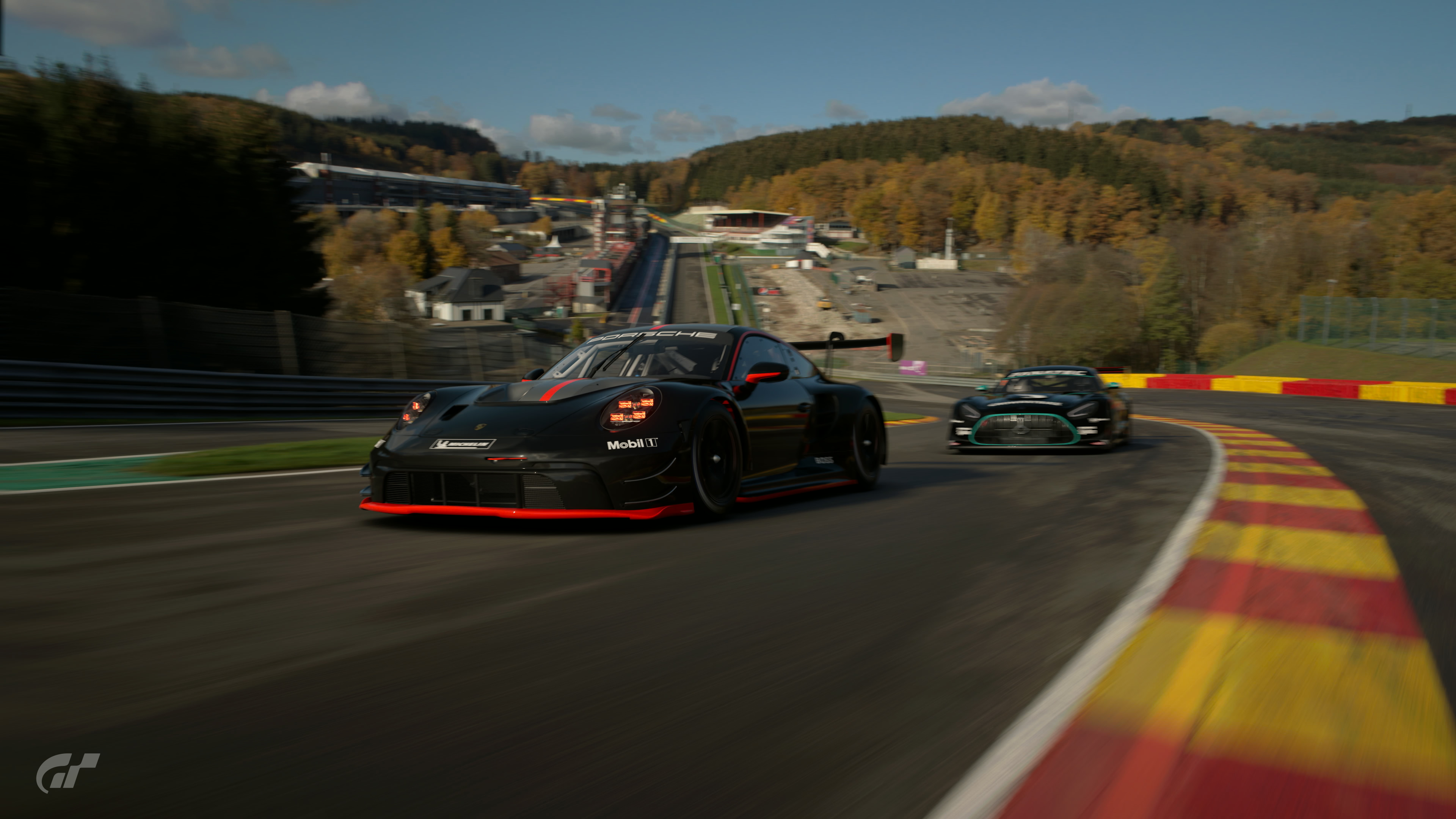 Eau Rouge_.webp