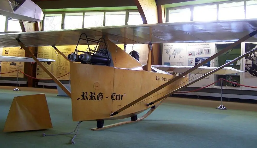 first_rocket_airplane_2_ente_in_glider_museum.webp