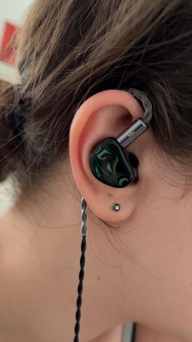 iem-fit-advice-v0-ae8qoa840w3h1.webp