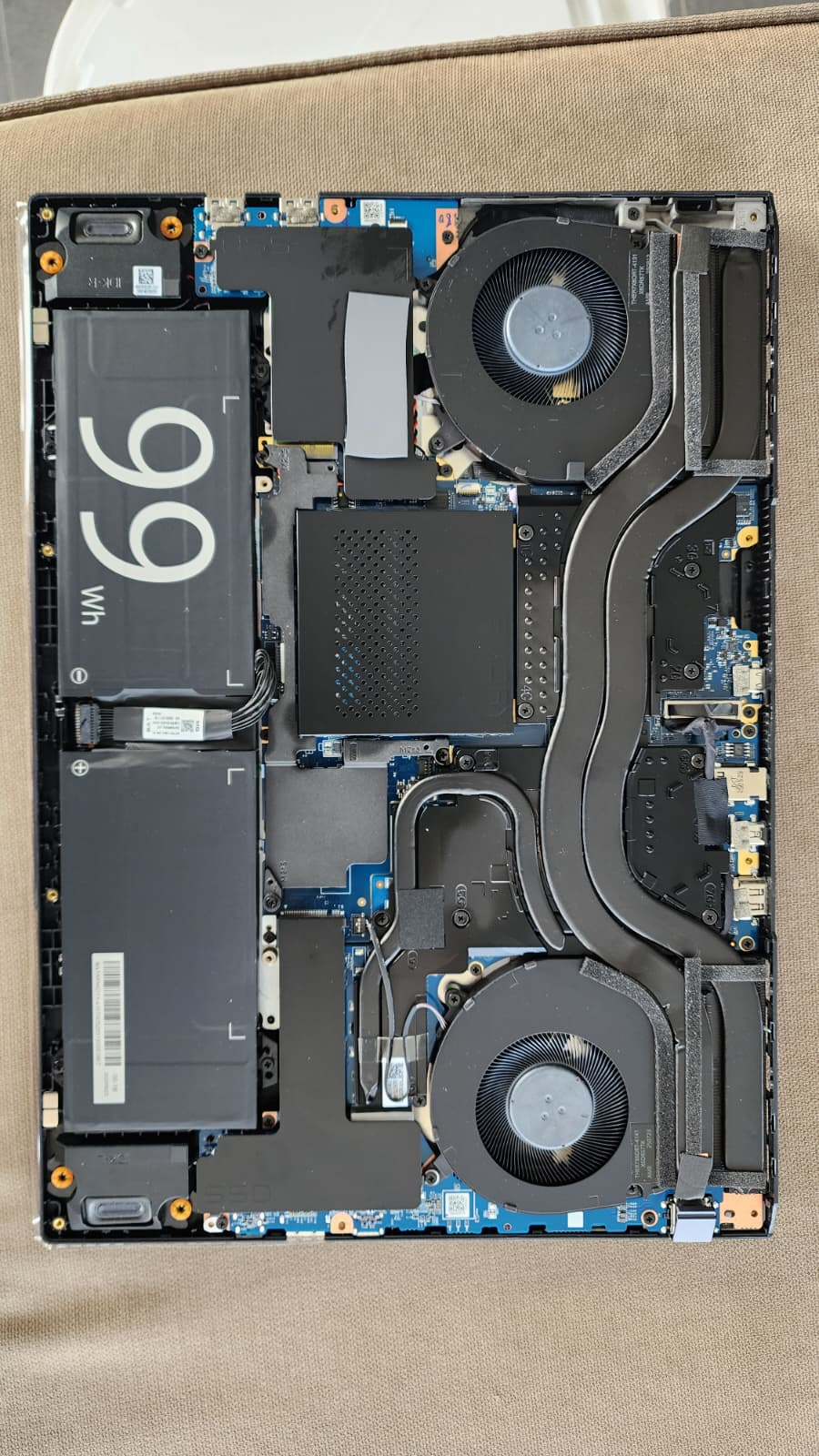 laptop iç.webp