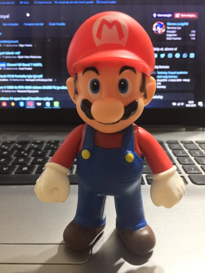 lil-mario-2.webp