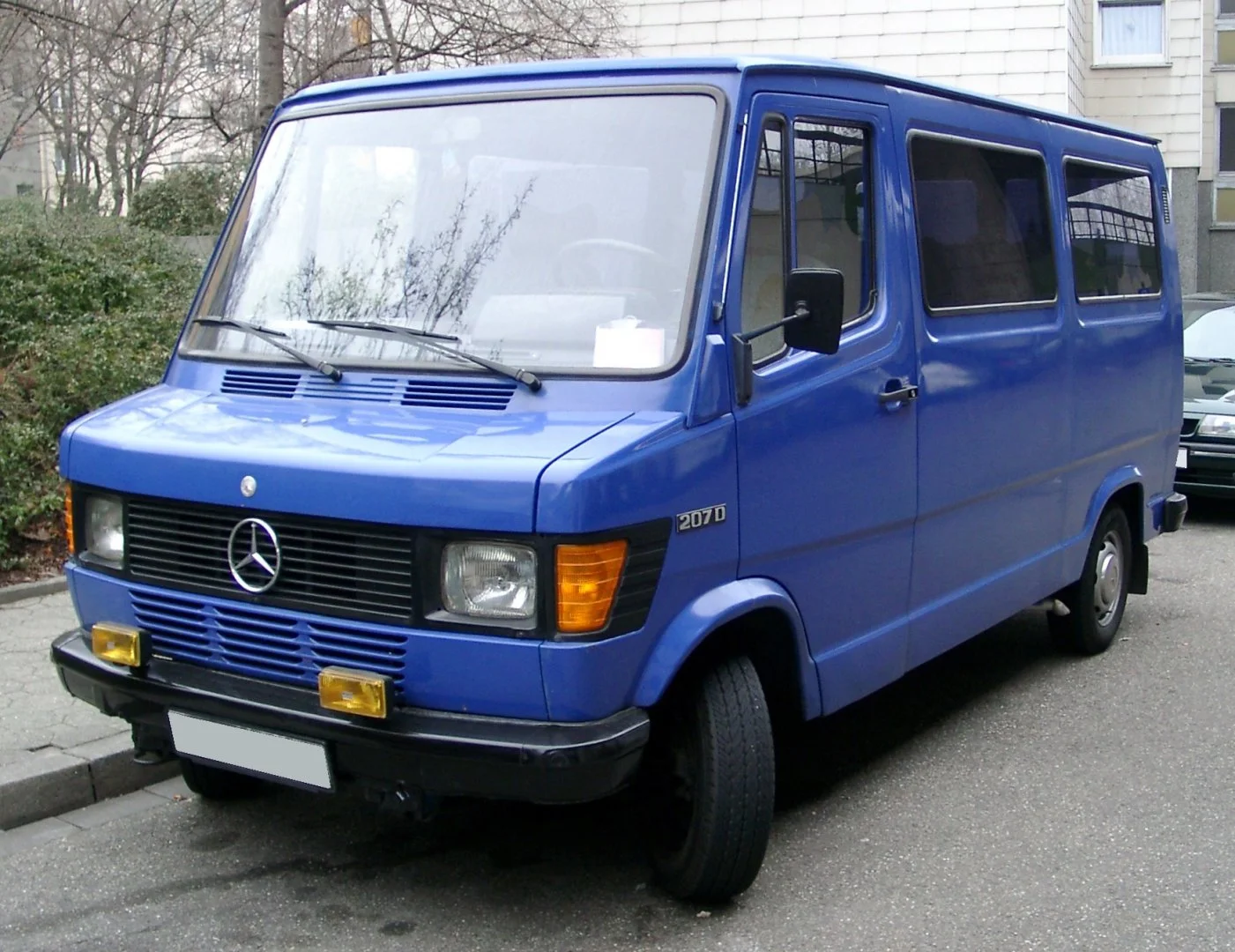 Mercedes_T1_front_20080214.webp