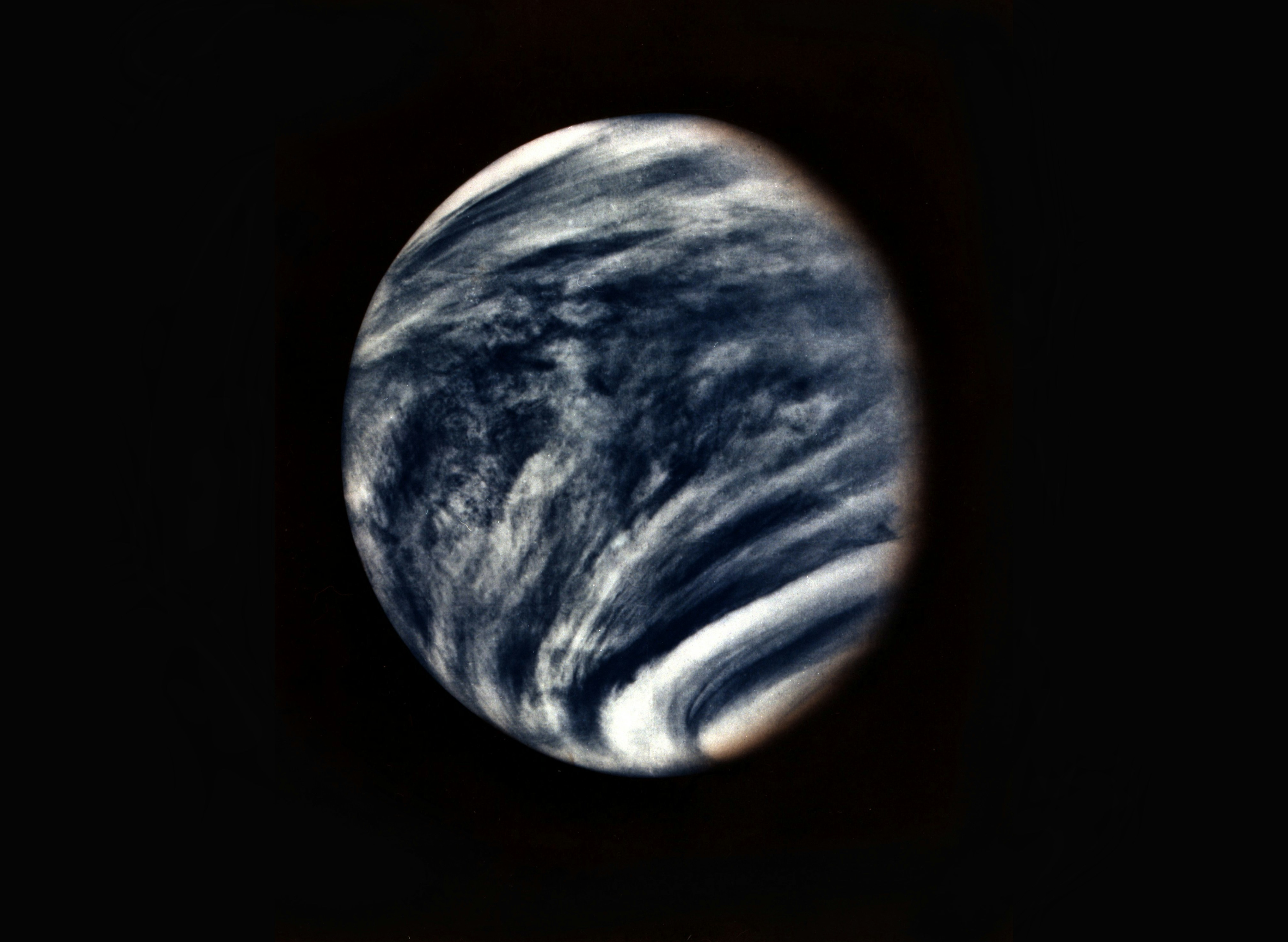 nasa-88BMUbQHGlQ-unsplash.webp