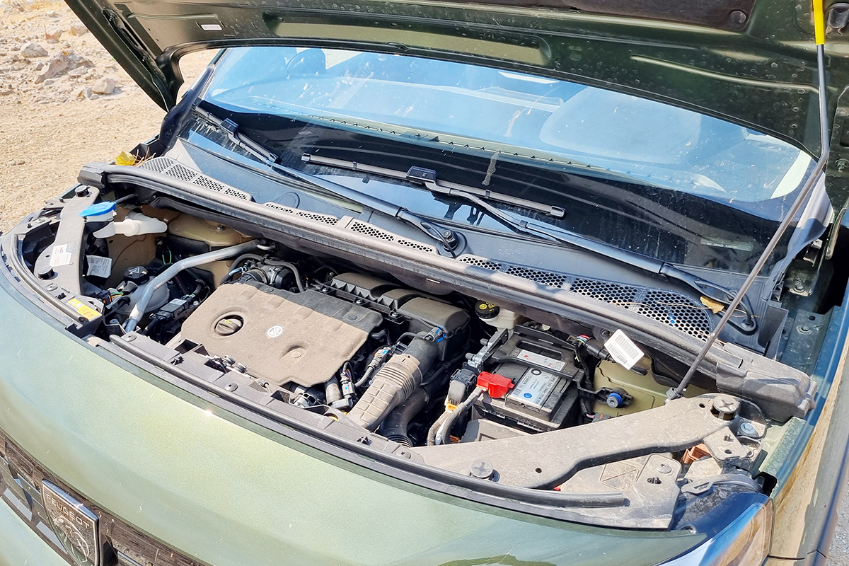 Peugeot-Rifter-GT-1.5-BlueHDI-130-HP-EAT8_4.webp
