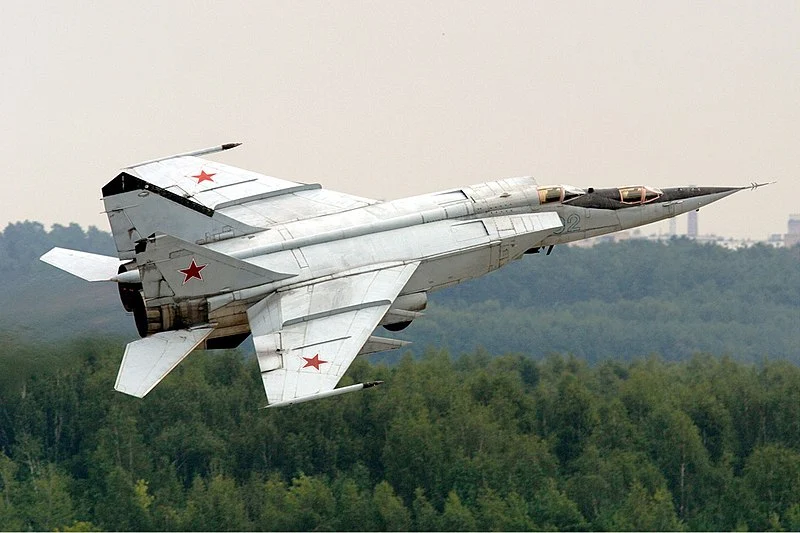 Russian_Air_Force_MiG-25.webp