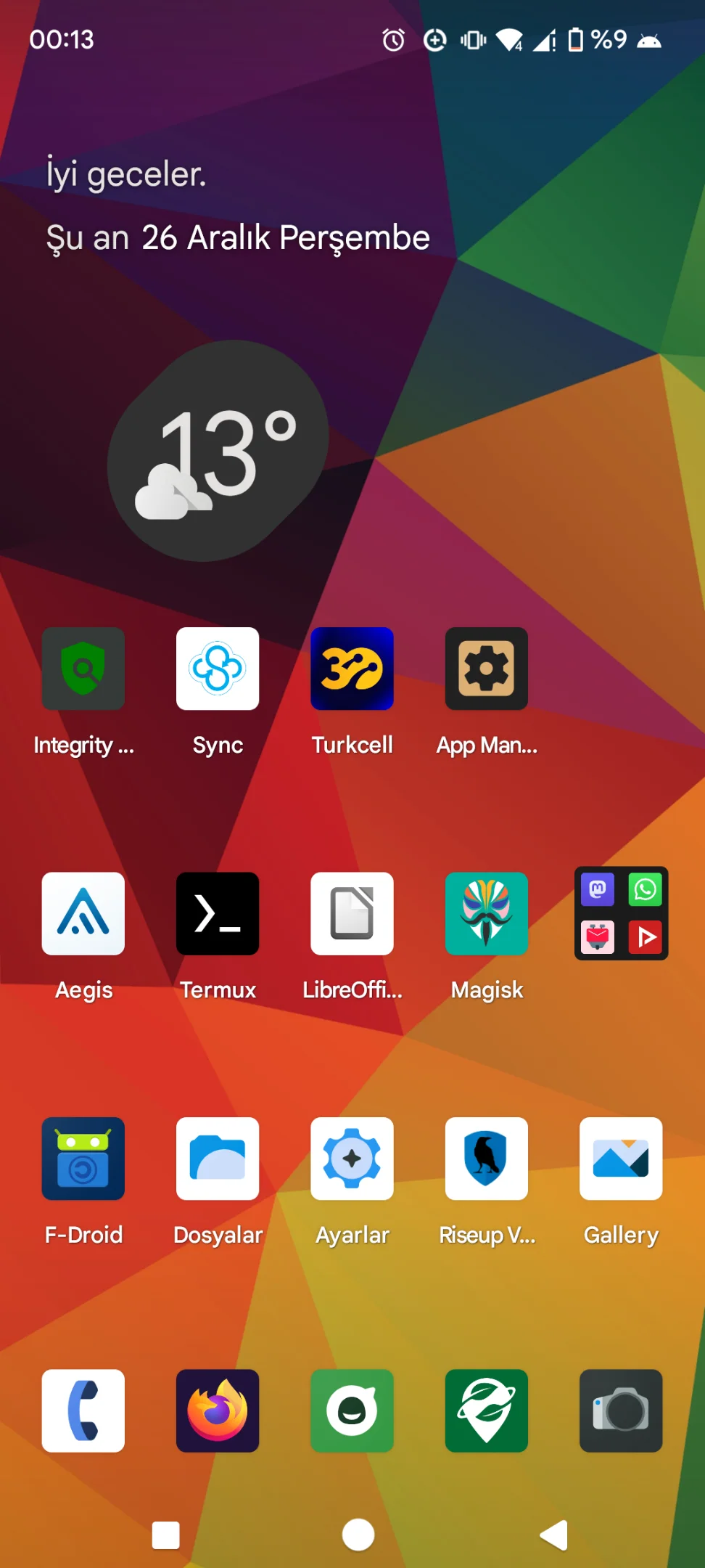 Screenshot_20241226-001328_crDroid Home.webp