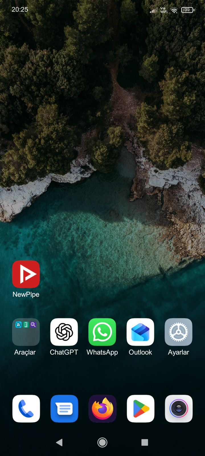 Screenshot_2025-11-02-20-25-41-777_com.miui.home.webp