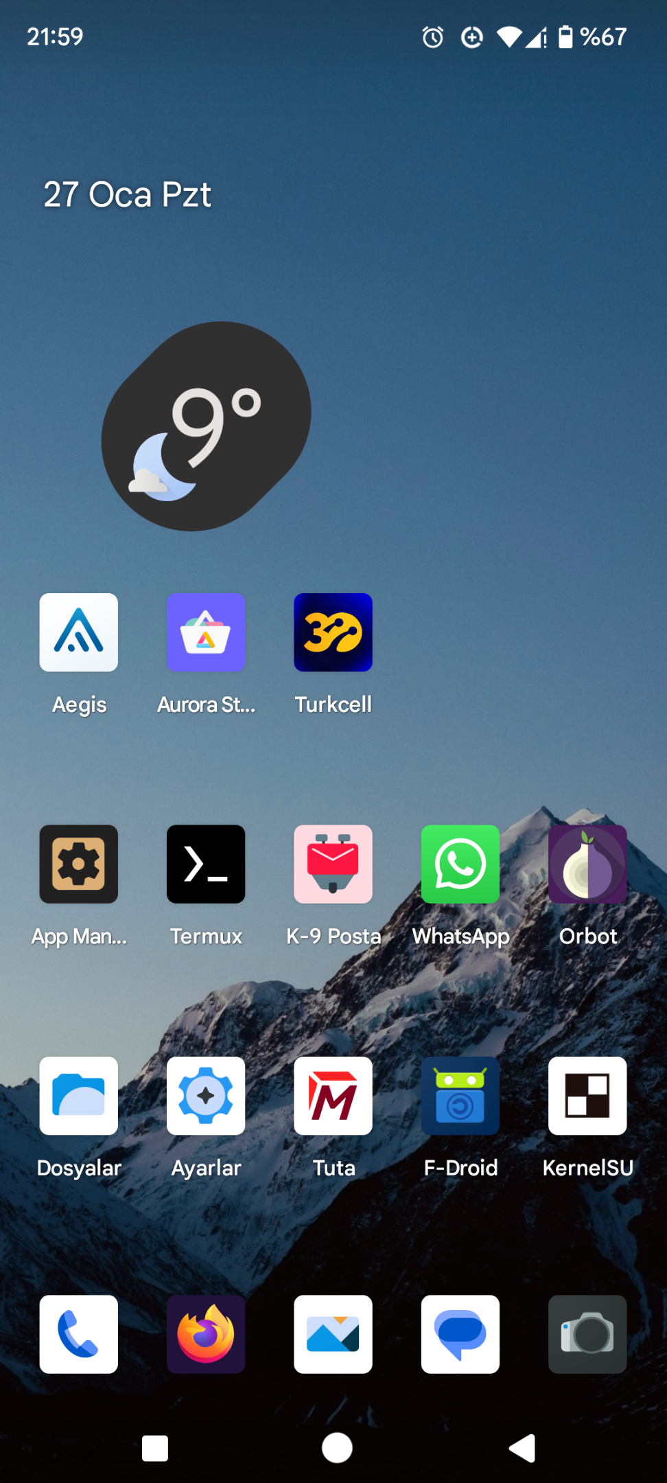 Screenshot_20250127-215935_crDroid Home.webp