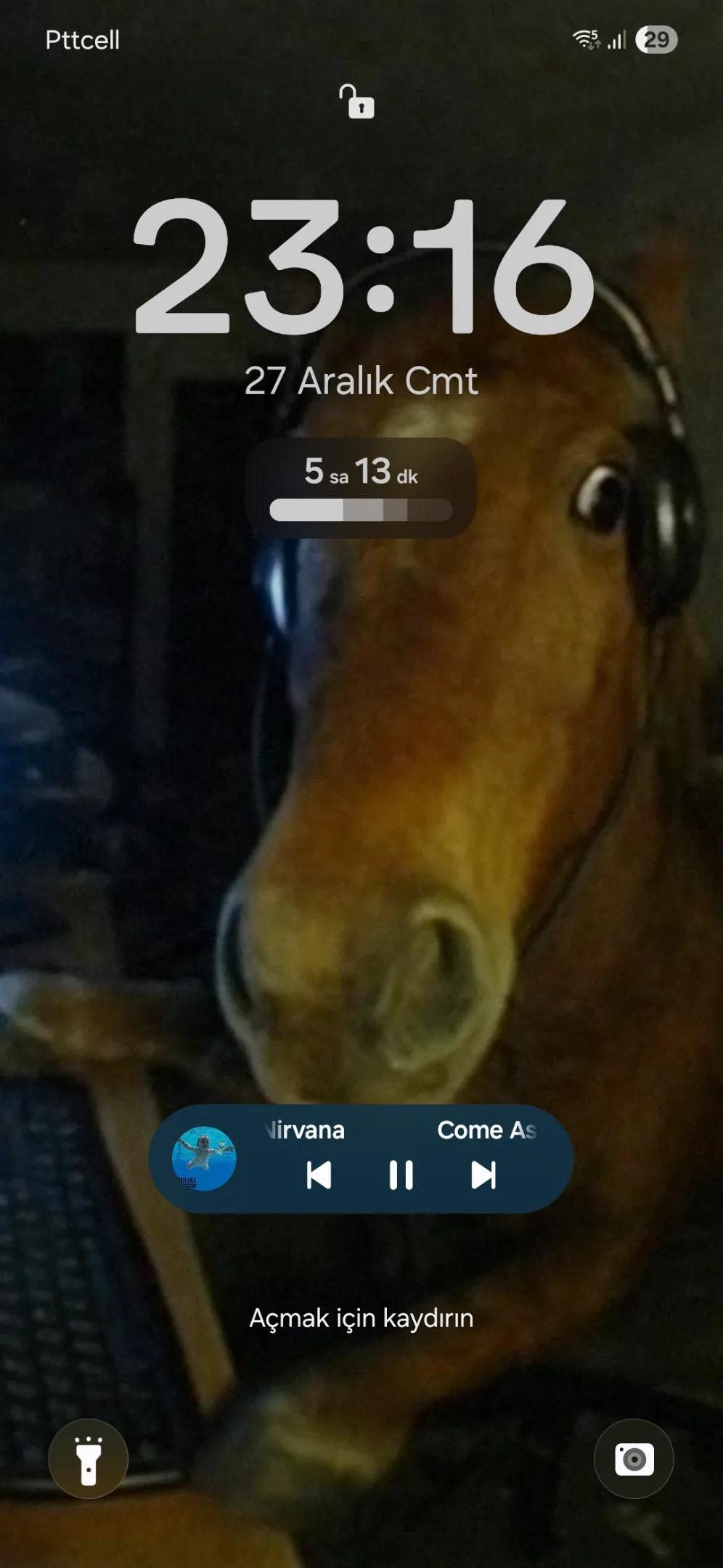 Screenshot_20251227_231618_One UI Home.webp