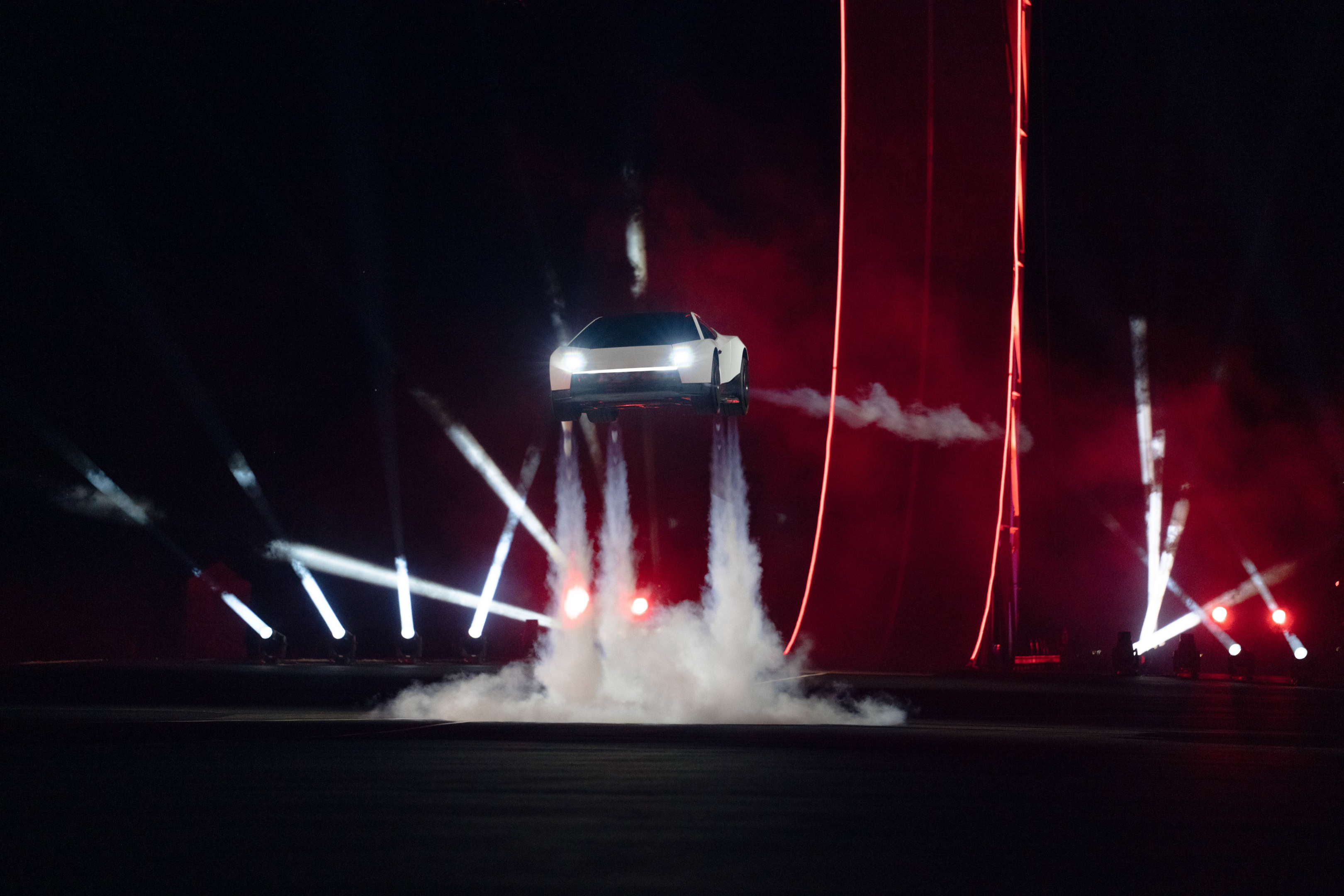 Tesla-Roadster-24.webp