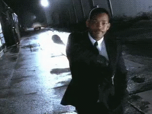 will-smith-men-in-black.gif