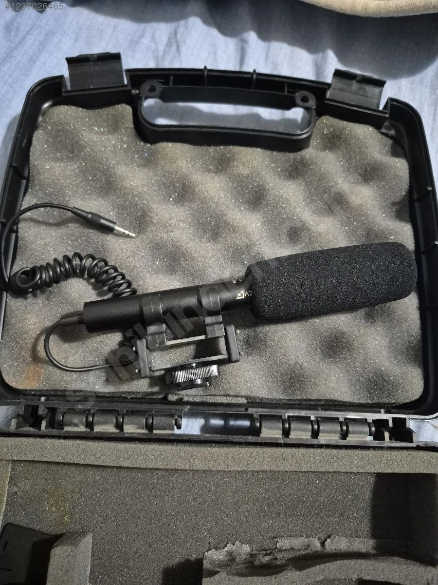 x16_1237026465g2h.webp
