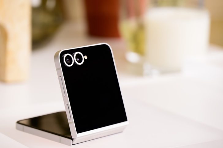 Z Flip 6 50mp birincil kamera ile geliyor
