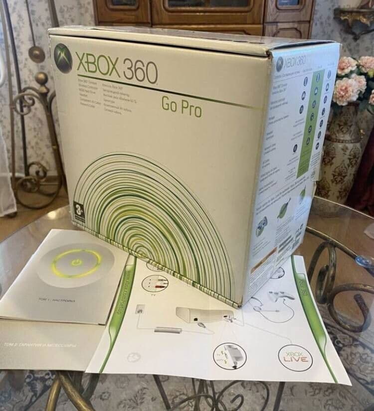 İlk çıkan Xbox 360 modelinin kutusu.