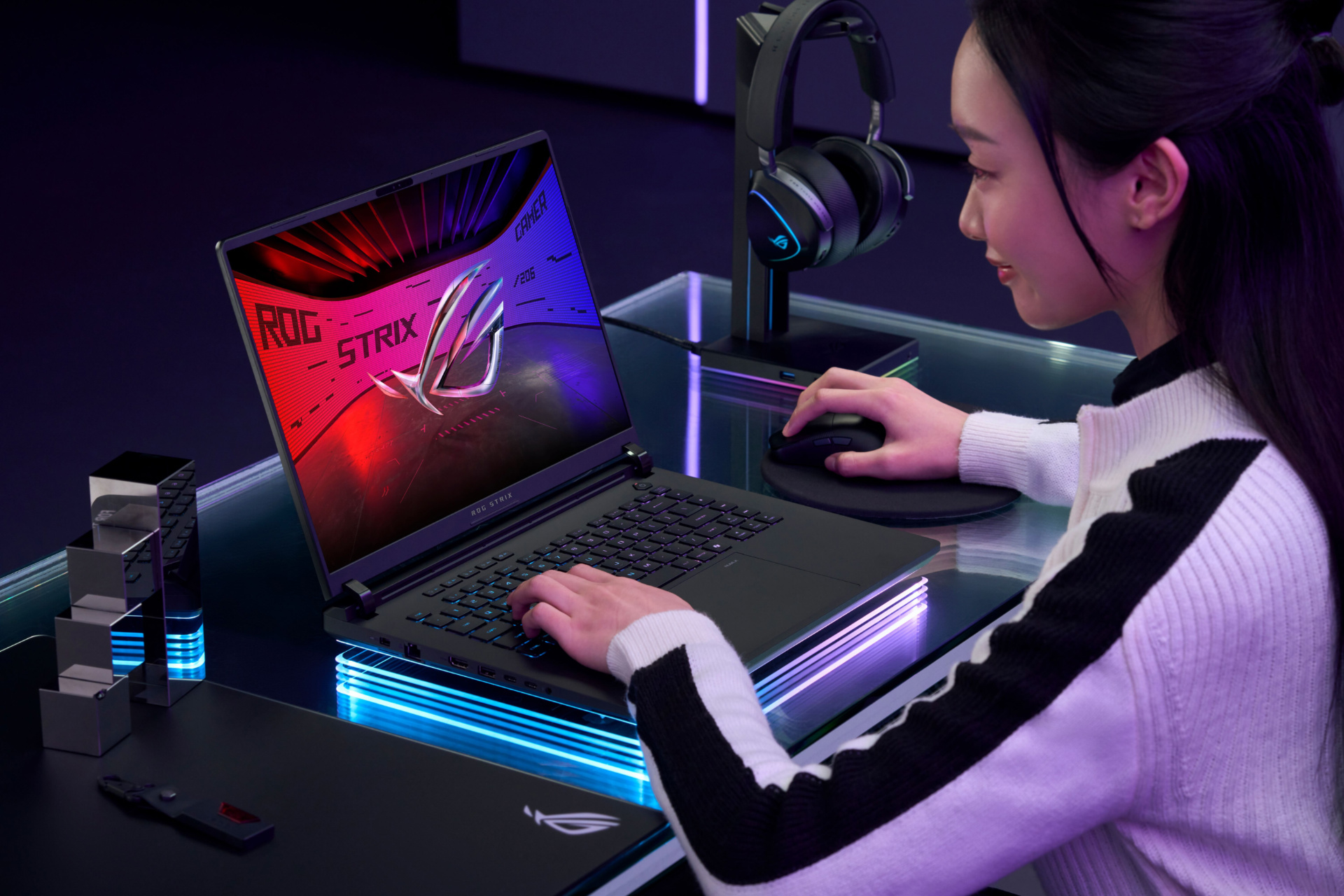 ASUS-ROG-Strix-SCAR.jpg