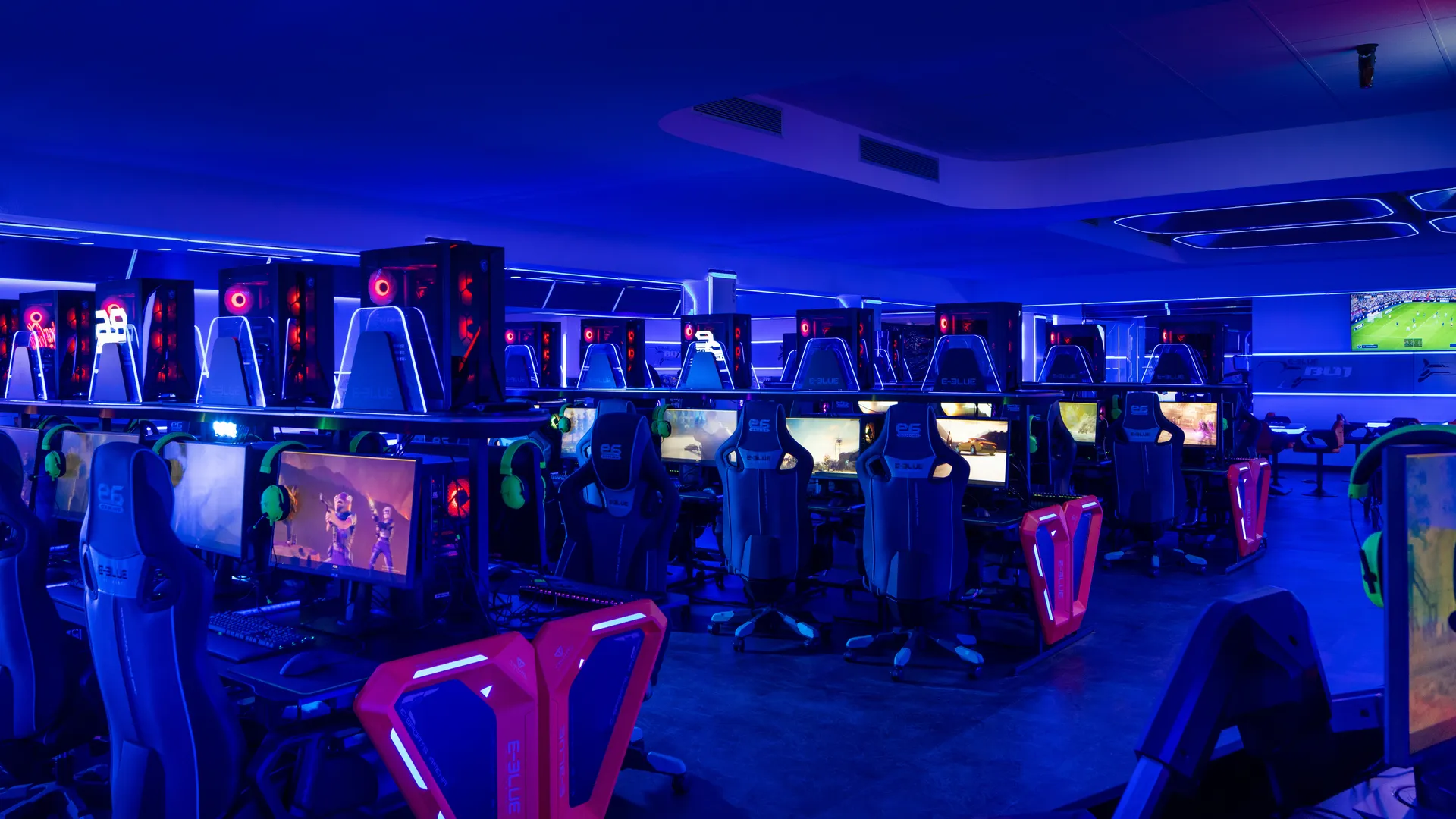 Wangyu-Esports-1000-FPS-Icin-Kafelerinde-Daha-Fazla-Ryzen-X3D.webp.webp