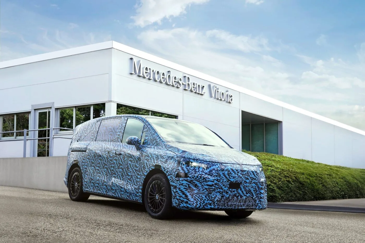mercedes-benz-vle-preseries-vitoria-spanien-1400x934-1.webp