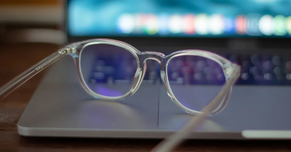 Apple-Glasses-race-heats-up-as-Meta-changes-its-headset-plans.jpg