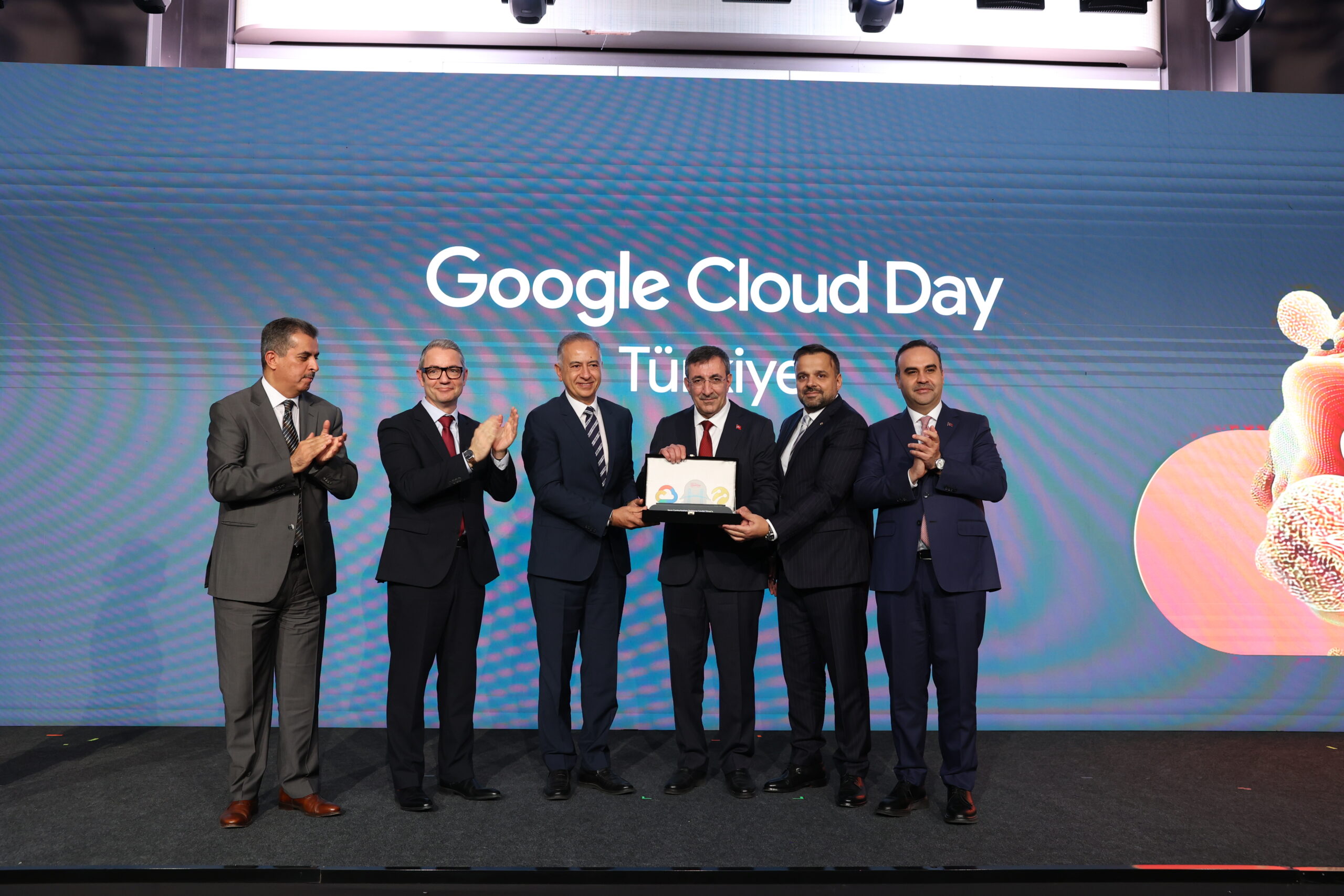 1763634395_Google_Cloud_Day_Turkey-scaled.jpeg