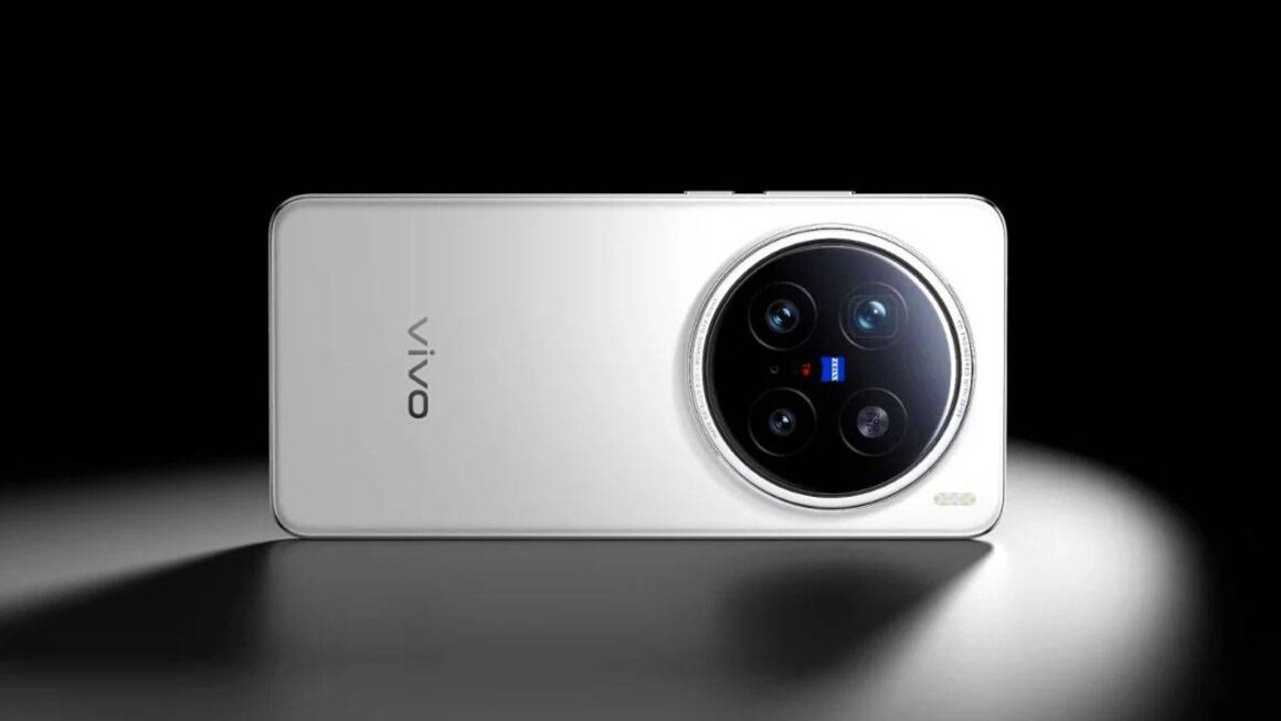 vivo X300 Ultra 1
