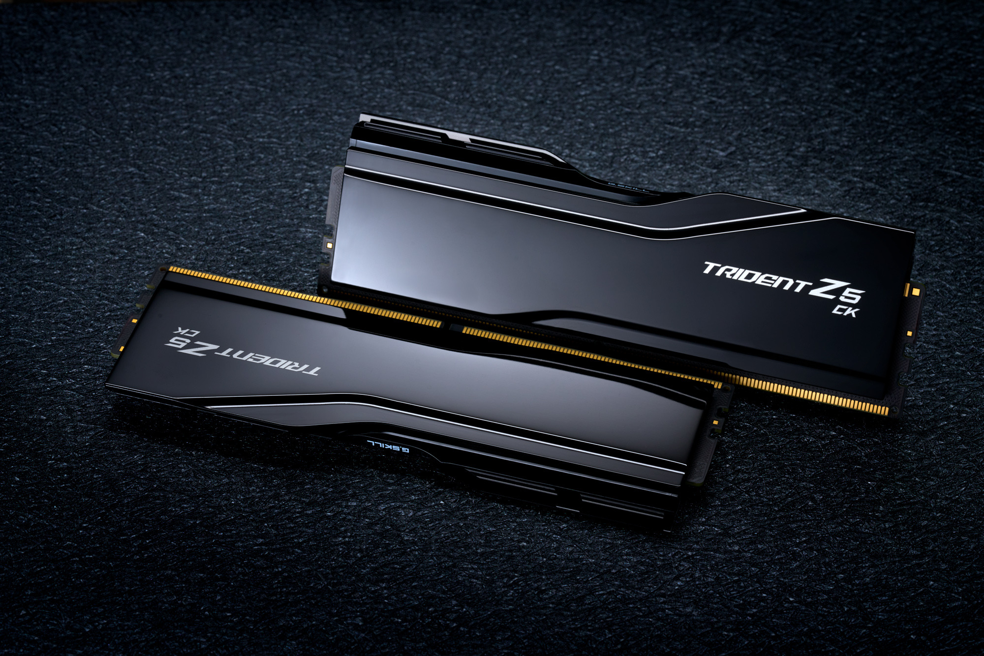 01-trident-z5-ck-series-black.jpg