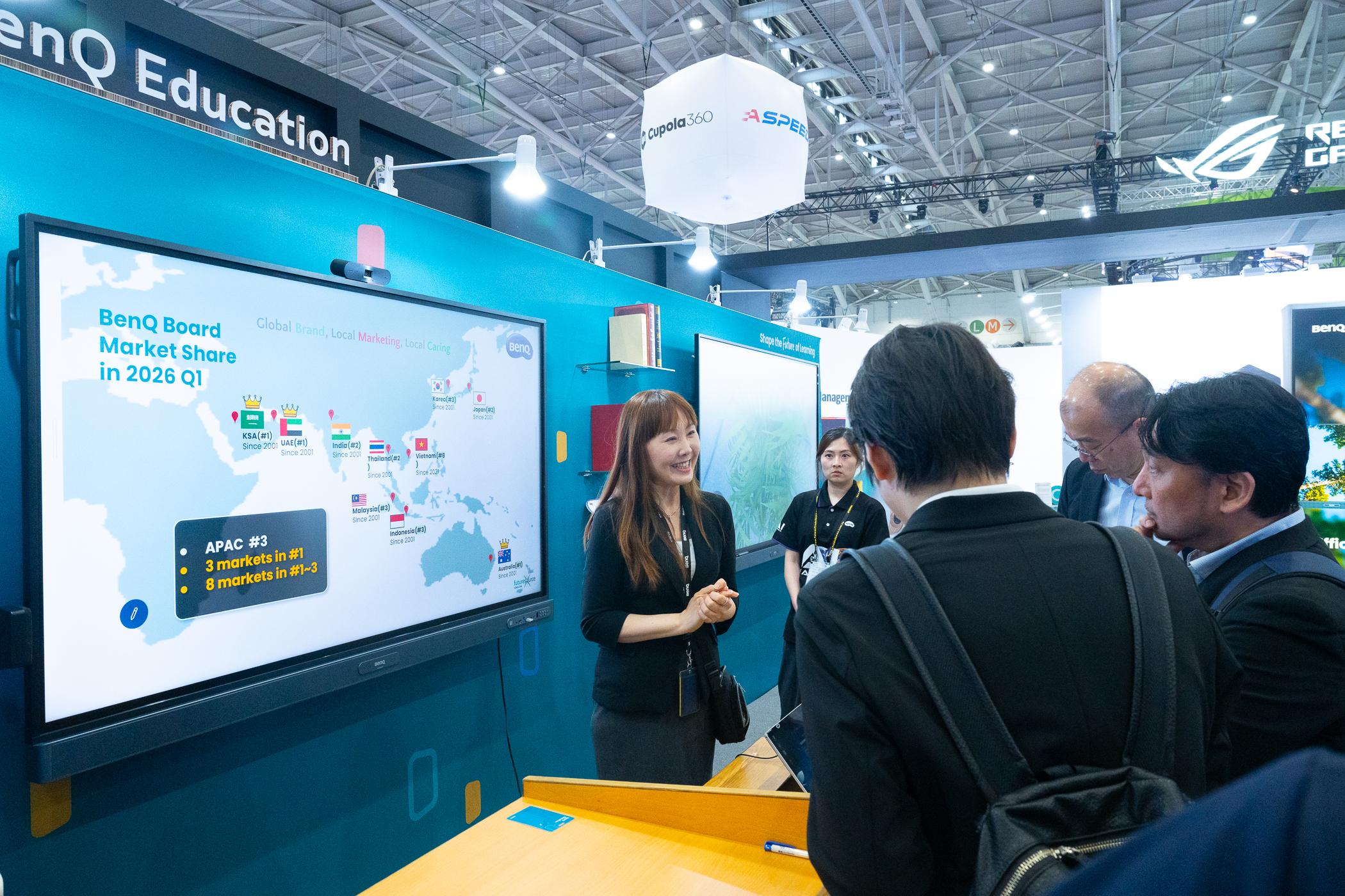 Press-Photo-2-BenQ-Smart-Education.jpg