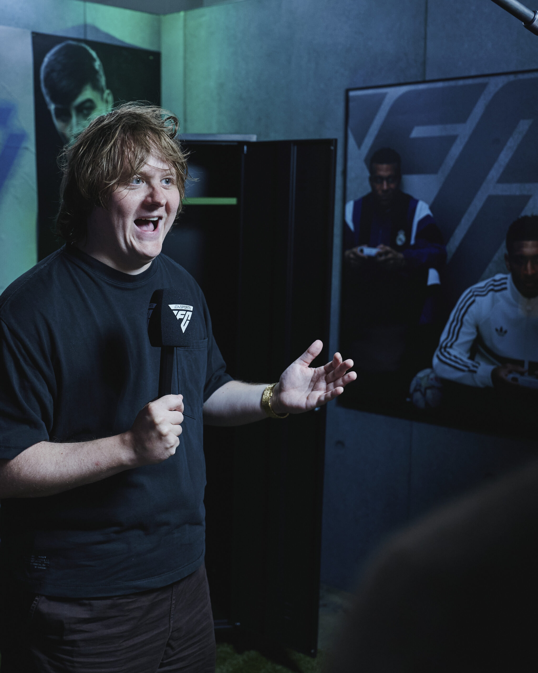 Lewis Capaldi EA SPORTS FC 27 etkinliğinde