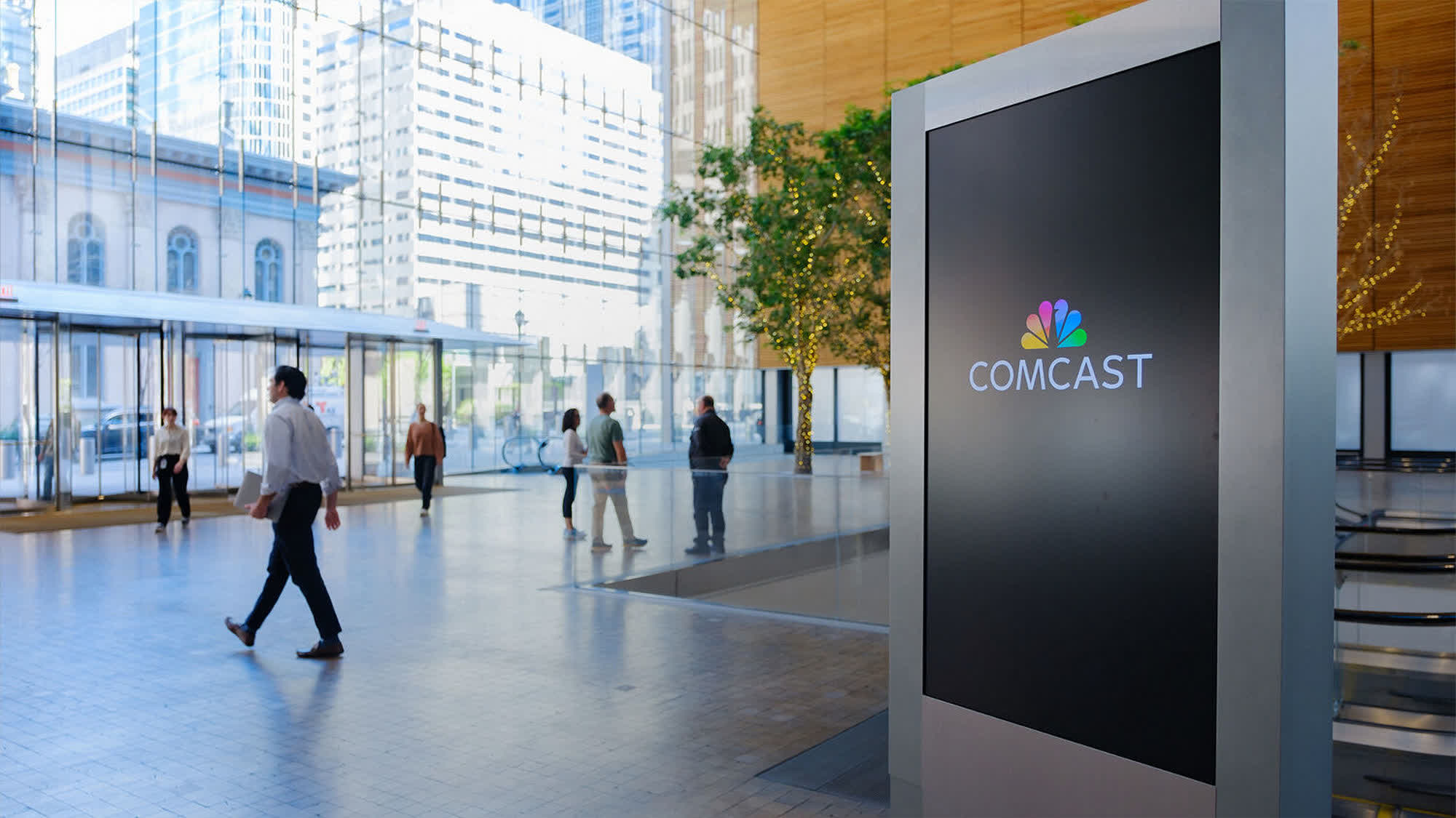 Comcast-144-bin-abone-kaybetti-yapay-zeka-icin-isci-cikaracak.jpg