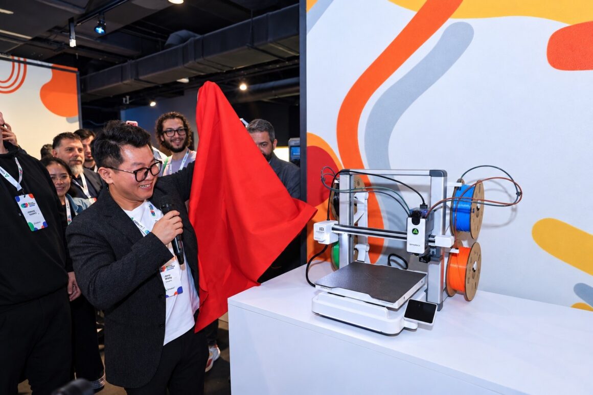 ShareFest Türkiye 2026’da yeni Creality 3D yazıcının tanıtımı